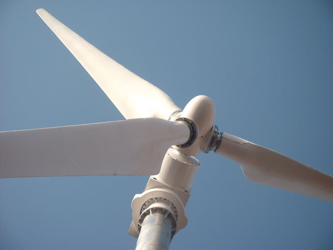 Quality High Strength FRP Wind Turbine Blades Lightweight & Low Noise for 1KW-50KW Horizontal Axis Wind Turbines factory